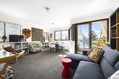 Bondi Beach 1房 Bondi对面海景房 55岁以上专属社区 全职礼宾服务 私享泳池健身房 沿海步道近便 Bondi Beach Views in the Iconic Astra Building