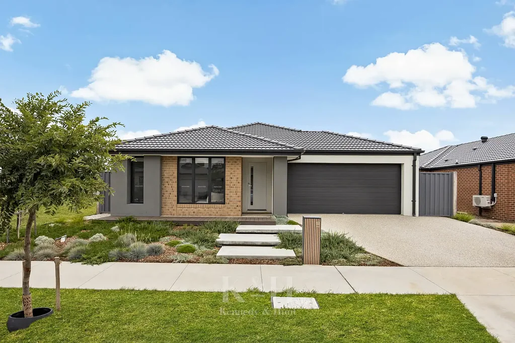 8 Angus Way, New Gisborne, VIC 3438