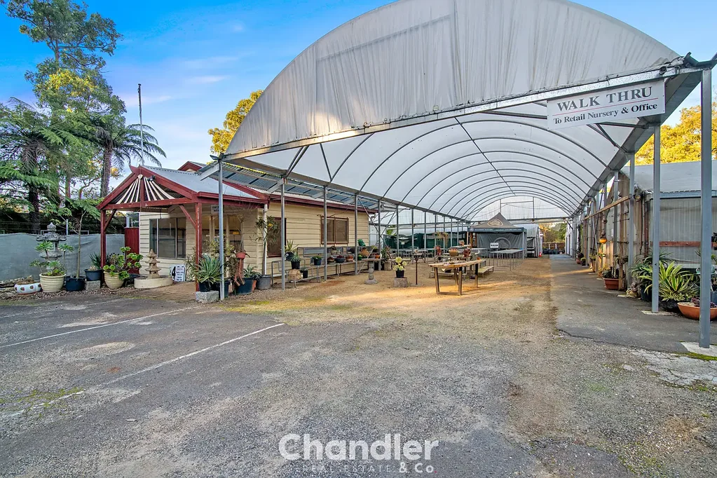 Monbulk 3બેડરૂમ Versatile Business Opportunity! Nursery, Retail & Home