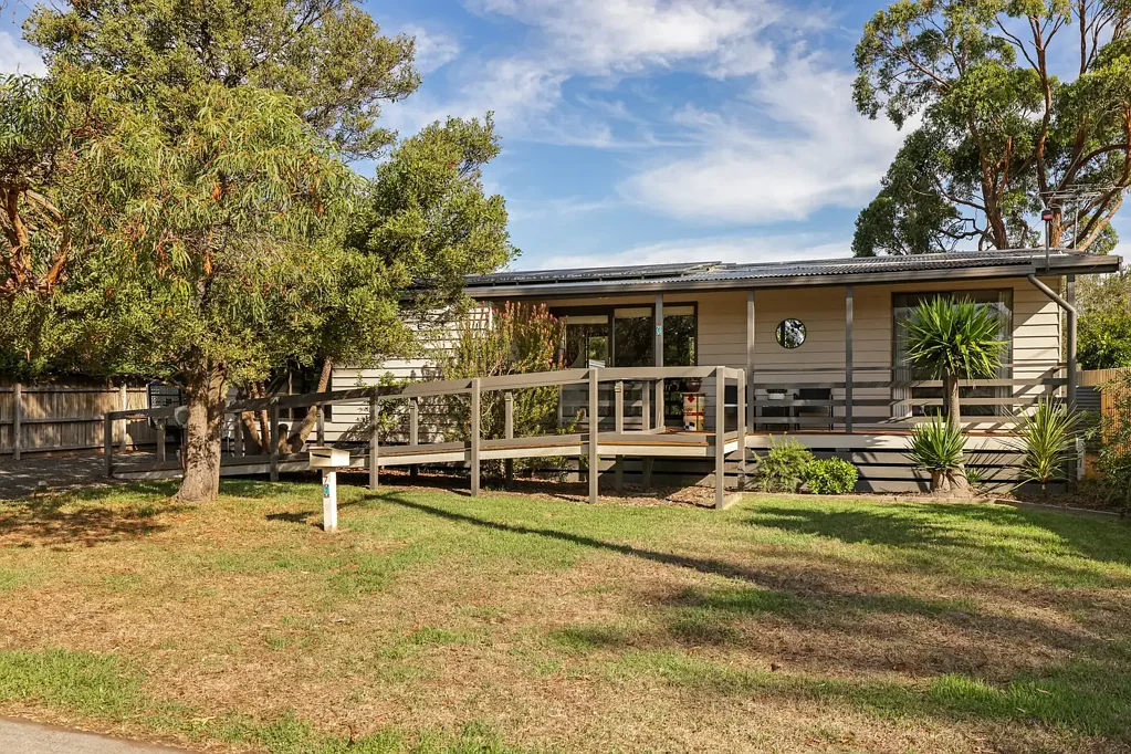 Cowes 3 Slaapkamer Coastal Comfort with Family-Friendly Appeal.
