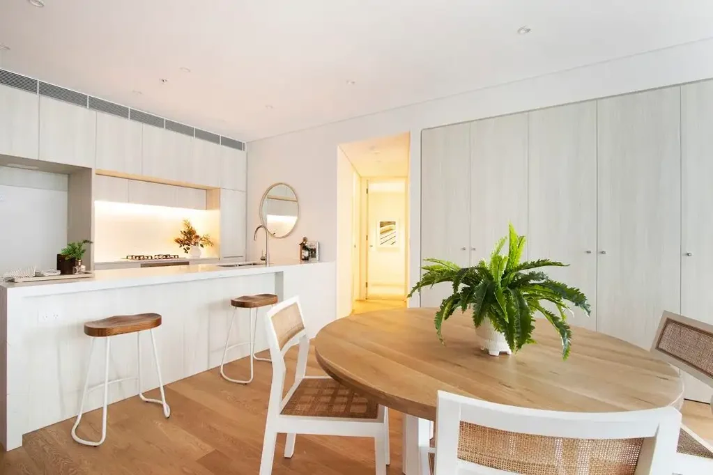 Stylish Lifestyle Sanctuary with Spectacular City Skyline & Harbour Bridge Views in the Acclaimed 'Archibald' Complex