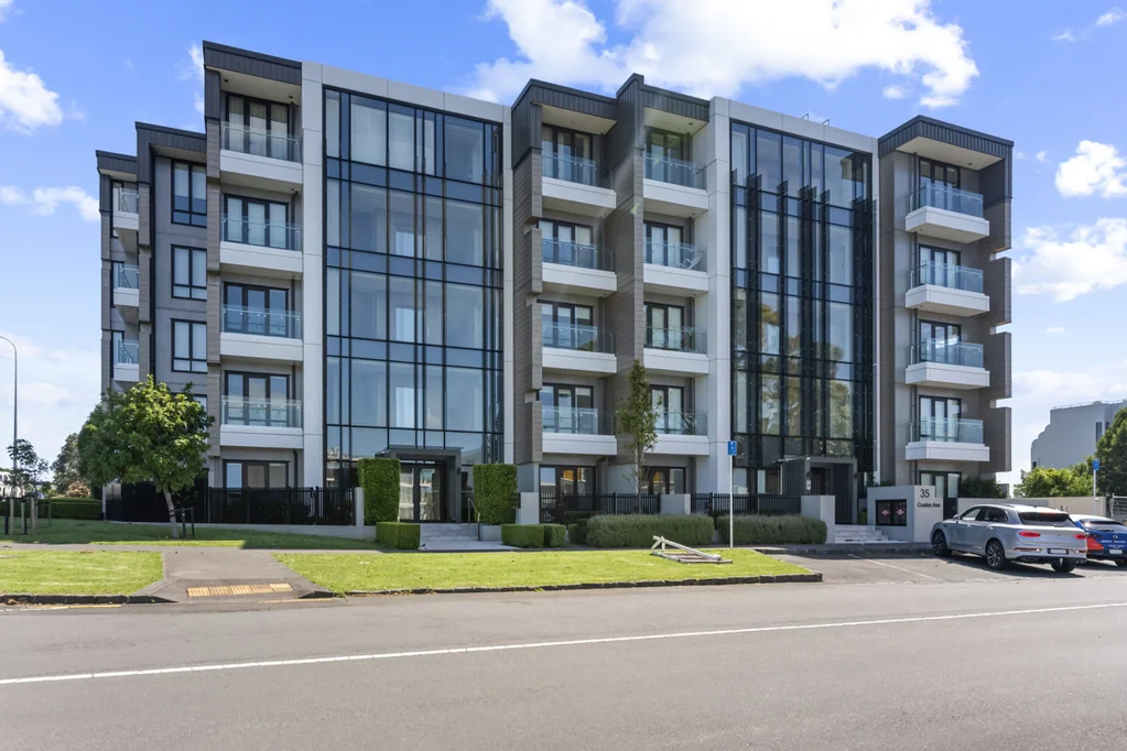 Orakei 2Kwarto UNDER TWO MILLION DOLLARS – ACT NOW