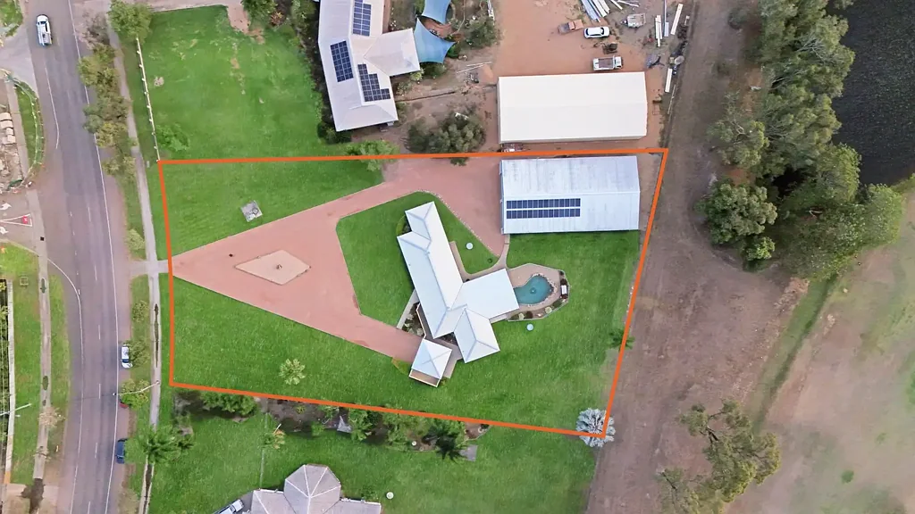 19 Golf Links Drive, Kirwan, QLD 4817