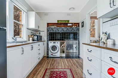 94 Eaglehawk Road, Ironbark, VIC 3550, 3 રૂમ, 1 બાથરૂમ, House