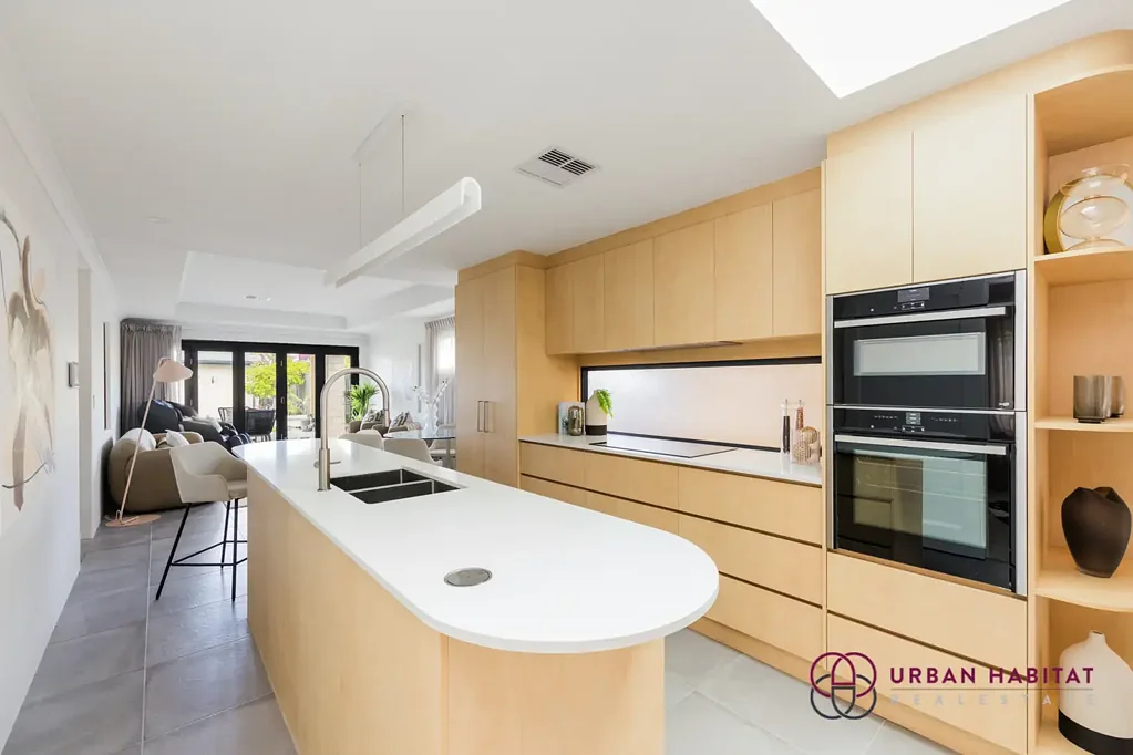Rockingham 4房  Dual occupation opportunity at Palm Beach