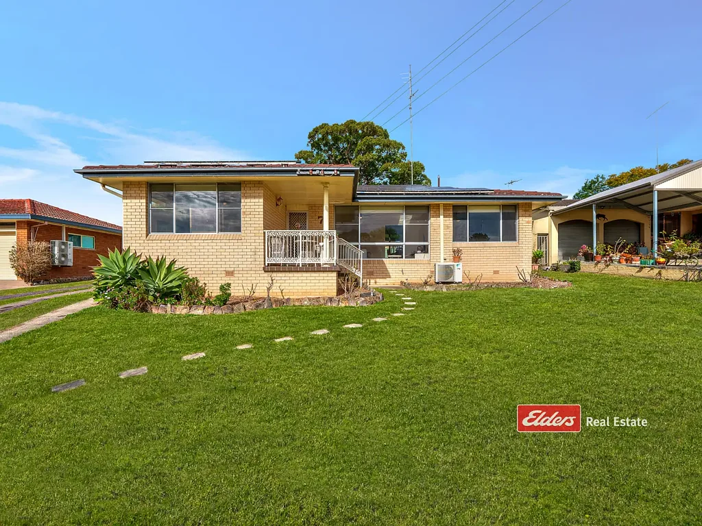 Gloucester 3 Bedroom Charming Family Home with Modern Touches on a Spacious Block