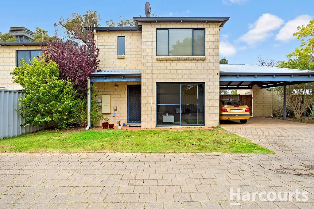 Greenfields 3房  Central Location - Easy Living - View By Appointment - Paul 0407 101 137
