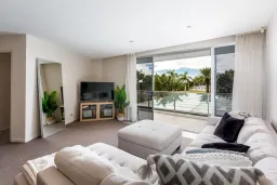 1218/2 Activa Way, Hope Island