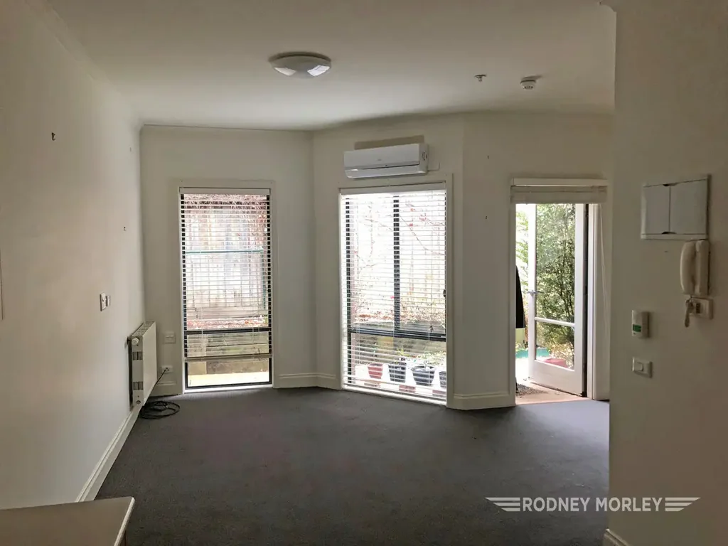 Caulfield North 1房  Studio apartment for sale or rent in Sheridan Hall