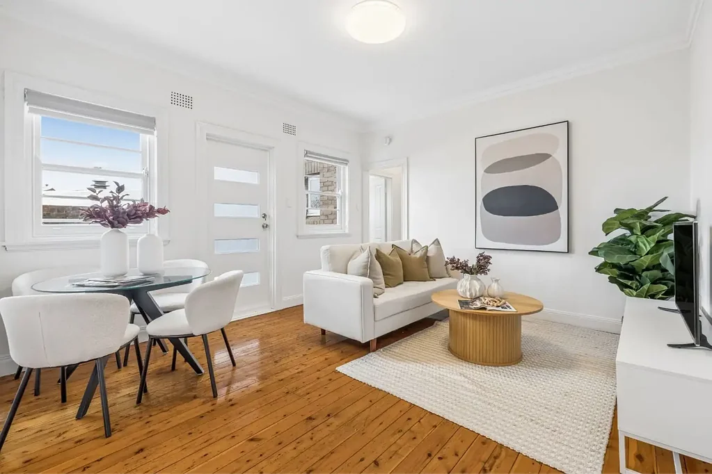 Summer Hill 2房 永恒的 Art Deco 魅力与现代舒适 Timeless Art Deco charm with contemporary comfort