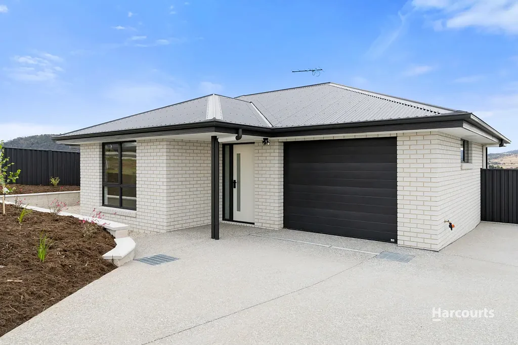 31 Oakmont Road, Midway Point, TAS 7171