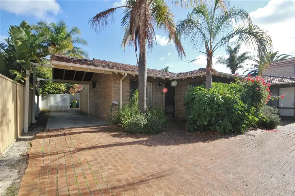 Modern 2 Bedroom Villa in Small Complex