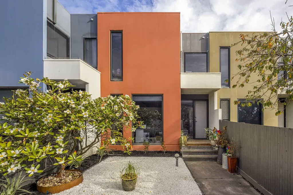 Carrum 3ห้องนอน Contemporary Coastal Townhome Opposite Carrum Station