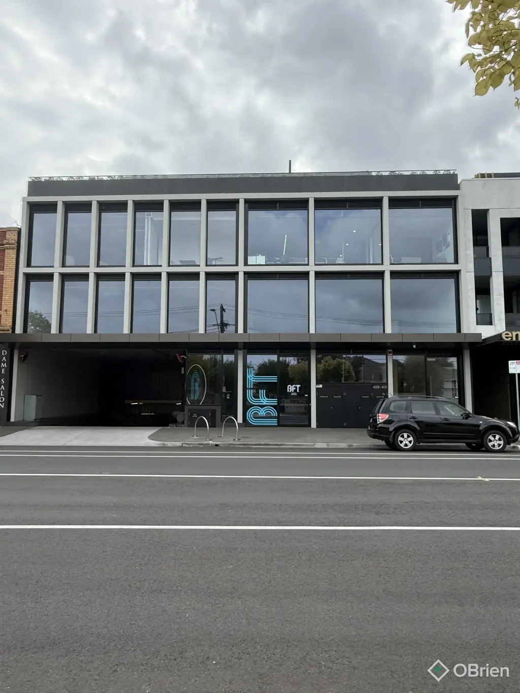 Brighton 2غرفة نوم Ground-Level Luxury Located for Lifestyle