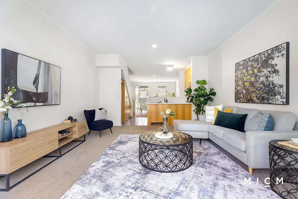 242 Wiltshire Drive, Kew, VIC 3101