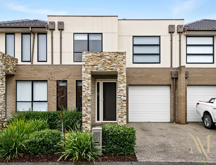 15 Grasslands Loop, Keysborough, VIC 3173, 3 slaapkamers, 2 badkamers, Townhouse