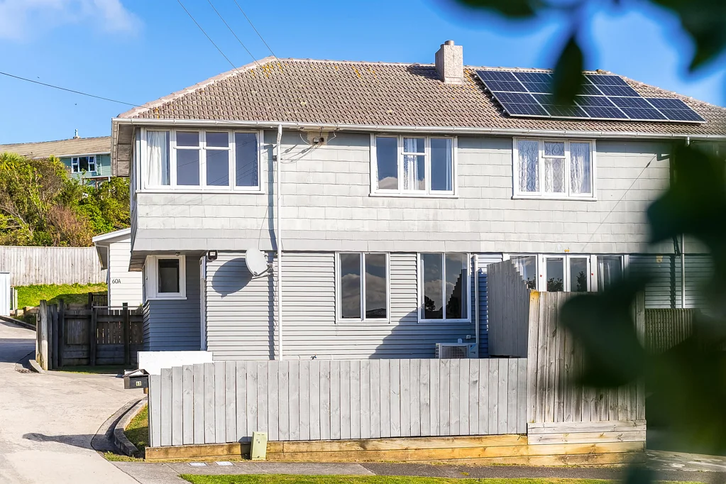 Cannons Creek 3chambre Urgent Sale - Vendors Australia Bound!
