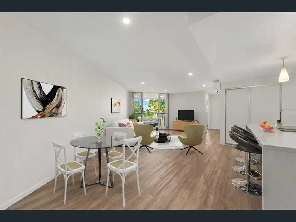 213/81 Sutton Street, Redcliffe, QLD 4020