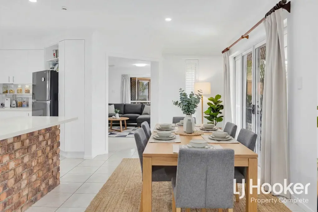 10 Lyngrove Street, Kingston, QLD 4114