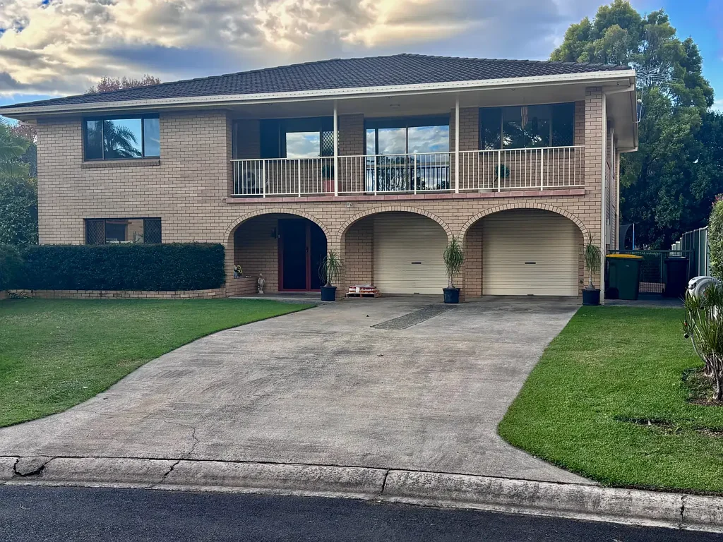 Grafton 4ਬੈੱਡਰੂਮ Large family home nestled in a quiet cul-de-sac