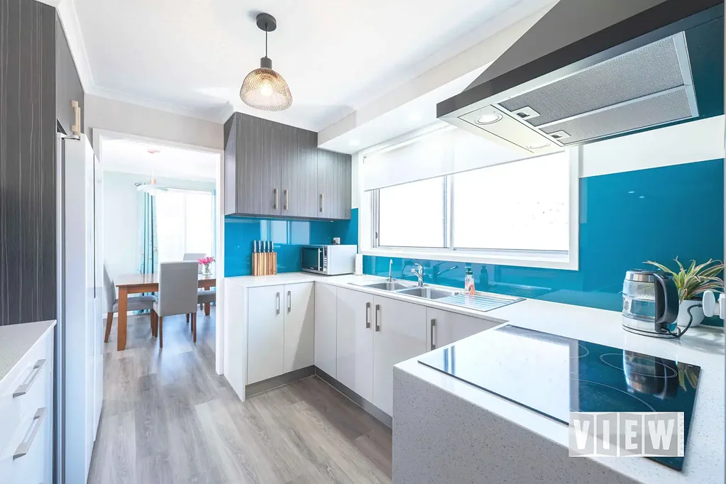 East Devonport 2Kwarto Light & Bright, Stand Alone Unit!