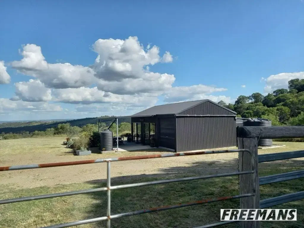 East Nanango 4.6英亩围栏地块 私密腹地景观 低维护场地 大型车库娱乐区 设备齐全随时入住 Peaceful Hinterland Weekender on Nearly 5 Acres - Ready to Enjoy or Build Your Dream Home!
