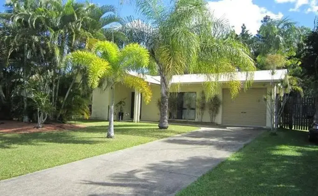 3 Bedroom - Powered Shed - Side Access - $500 Week