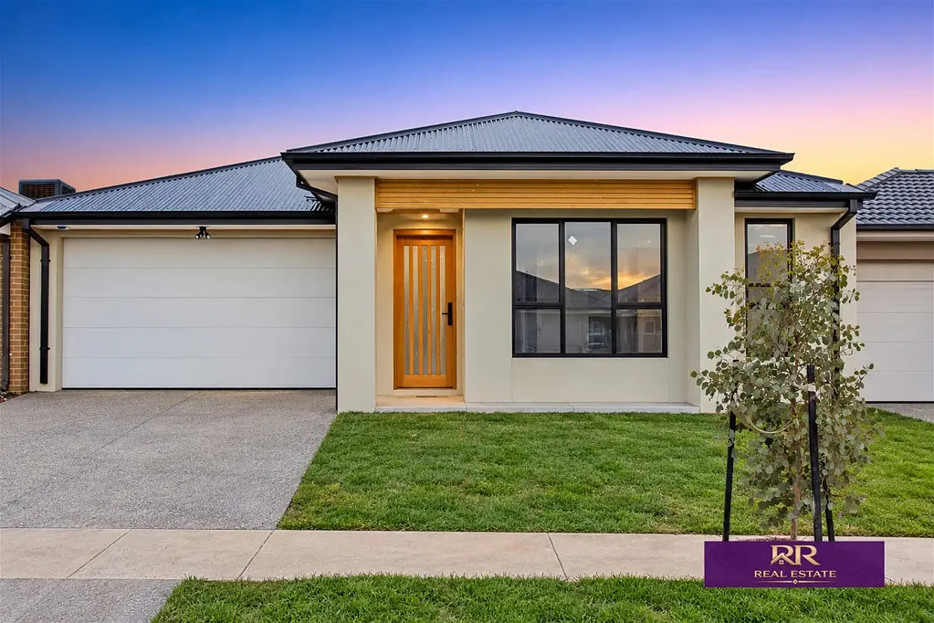 Tarneit 4ਬੈੱਡਰੂਮ Brand New Highly Upgraded Family Home/ Walk to Brand new Train Station