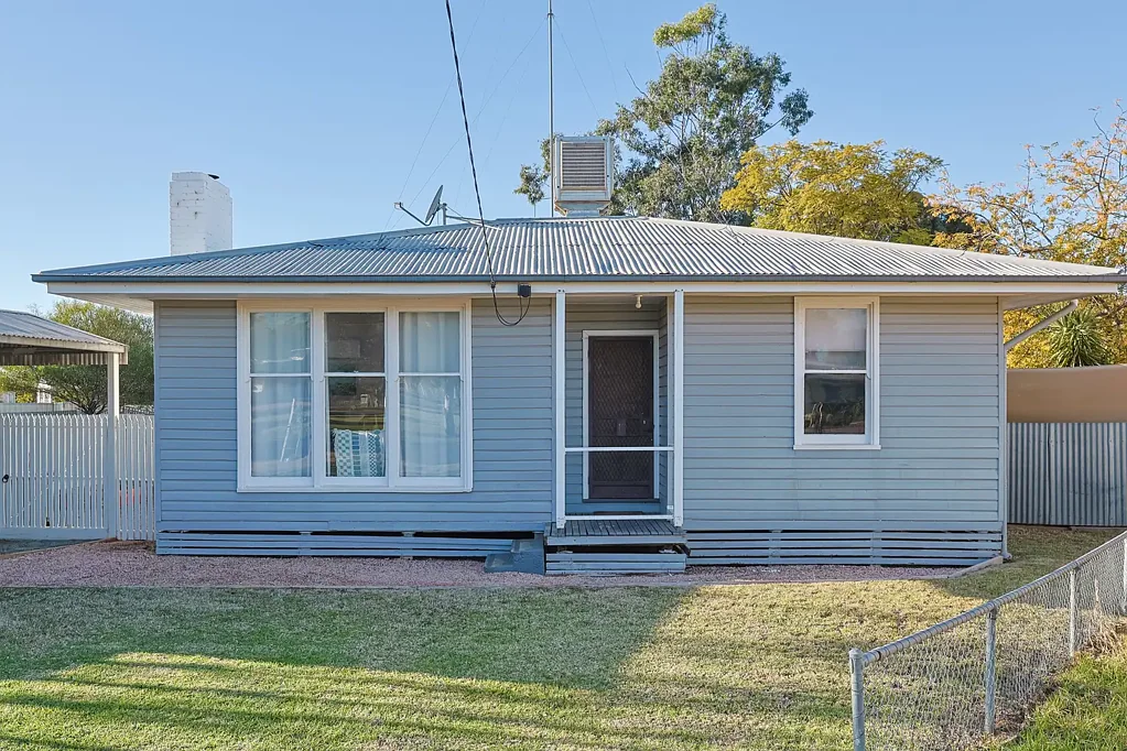 Merbein 3部屋 Affordable Investment with Bonus Bungalow