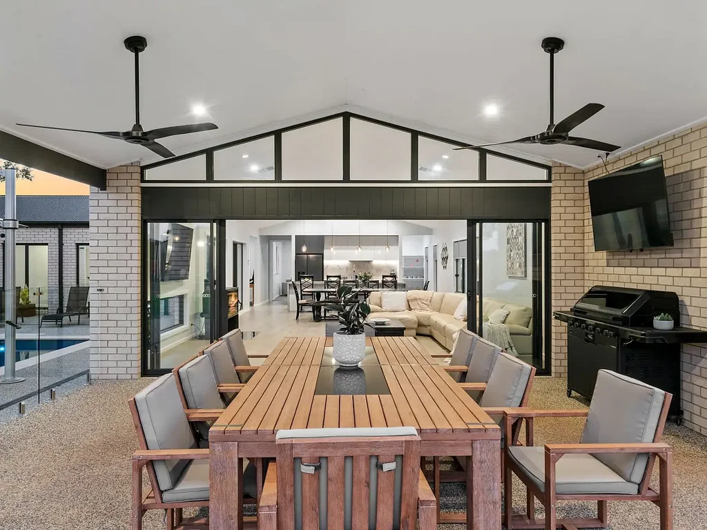 Bundalong 4 Bedroom Luxury, Space & Lifestyle in the Heart of Bundalong