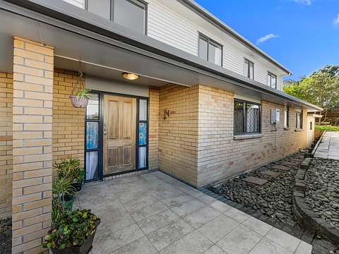 Pakuranga Heights 5房  Room to Spare, Space to Share!