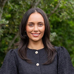 Ani Hirini