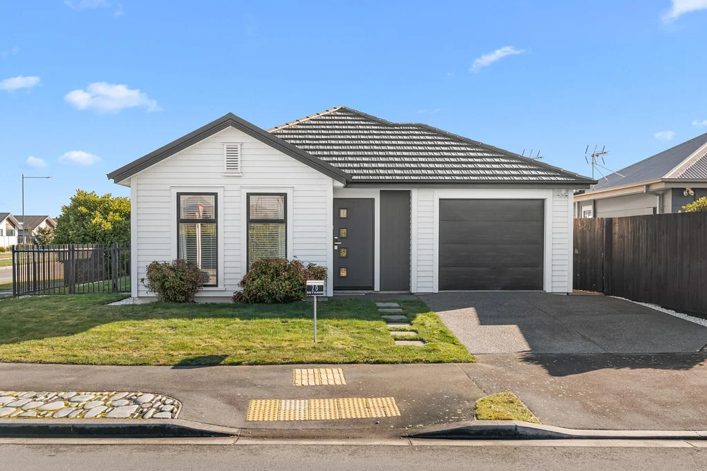 Wigram 3 Bedroom Modern, Easy-Care Living in a Prime Location!
