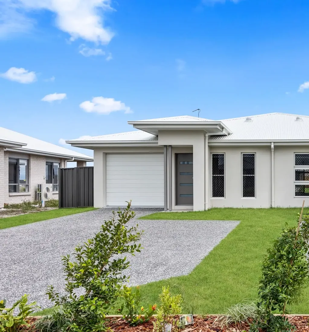 Modern 4-Bedroom Duplex - Stylish, Low-Maintenance Living