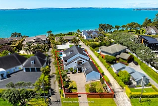 235 Bleakhouse Road, Mellons Bay, Manukau City