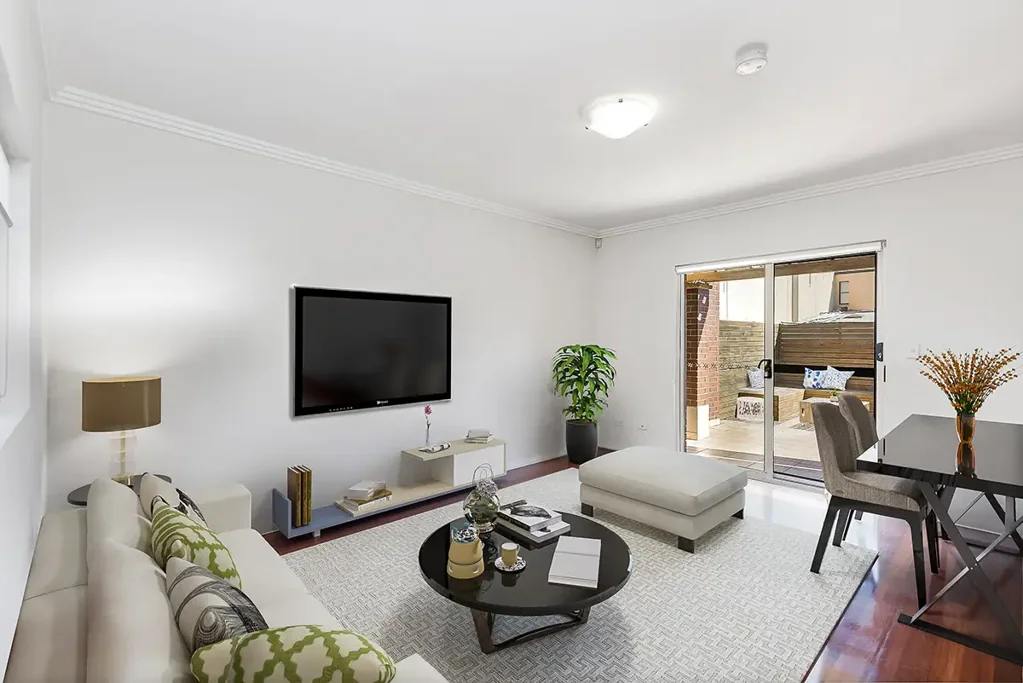 Centrally located Chic townhouse