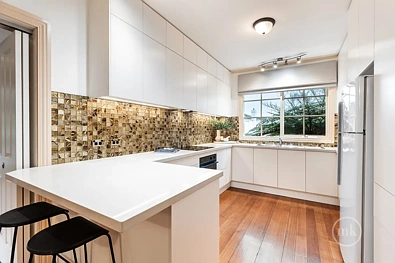 2 Kimberley Close, Eltham, VIC 3095, 4 침실, 2 욕실, House