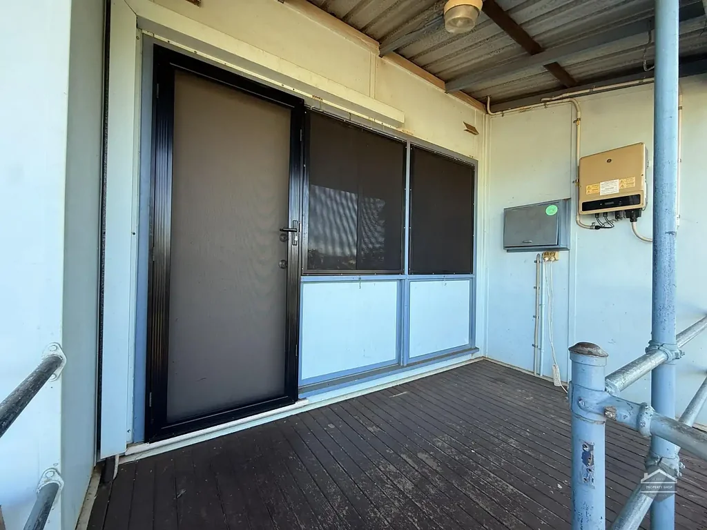Low Maintenance Home Now Available for Lease!