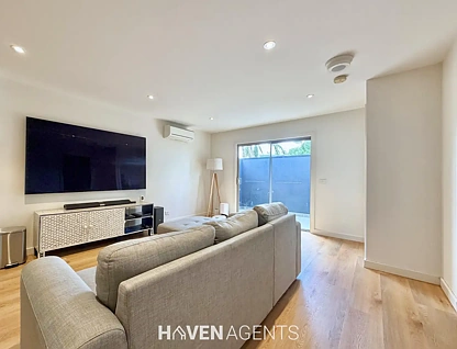 102/11 Claire Street, Mckinnon, VIC 3204, 2 Kuwarto, 1 Banyo, Apartment