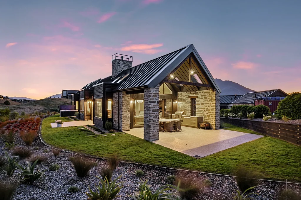 Jacks Point 4 Bedroom Alpine Masterpiece on the Reserve - Jack's Point