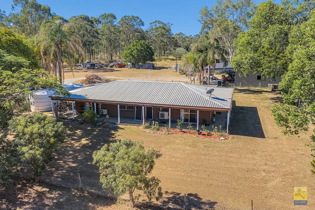 Calliope 3房  OFFERS CLOSE 3RD JUNE @ 4PM - Acreage - Close to Town!