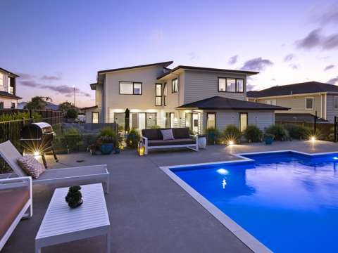 Beachlands 5房  The perfect blend of space and coastal living