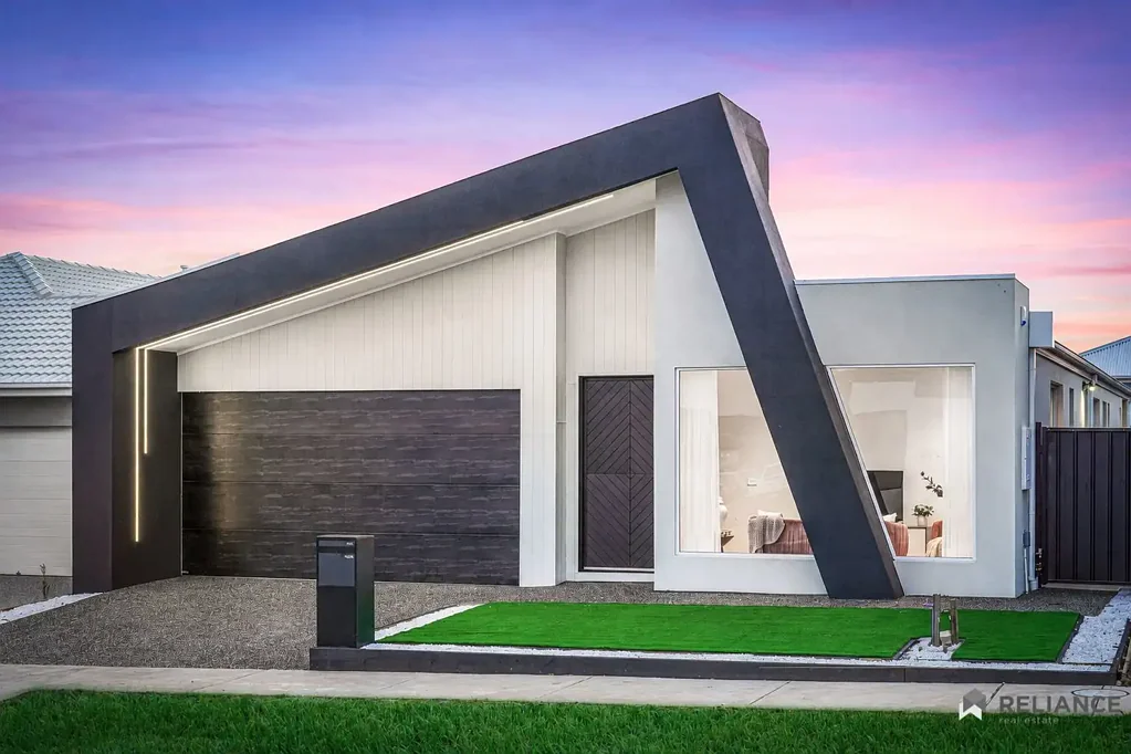 Tarneit 4कमरा NORTH-FACING 2 MASTER ENSUITE MASTERPIECE WITH PREMIUM UPGRADES IN TARNEIT