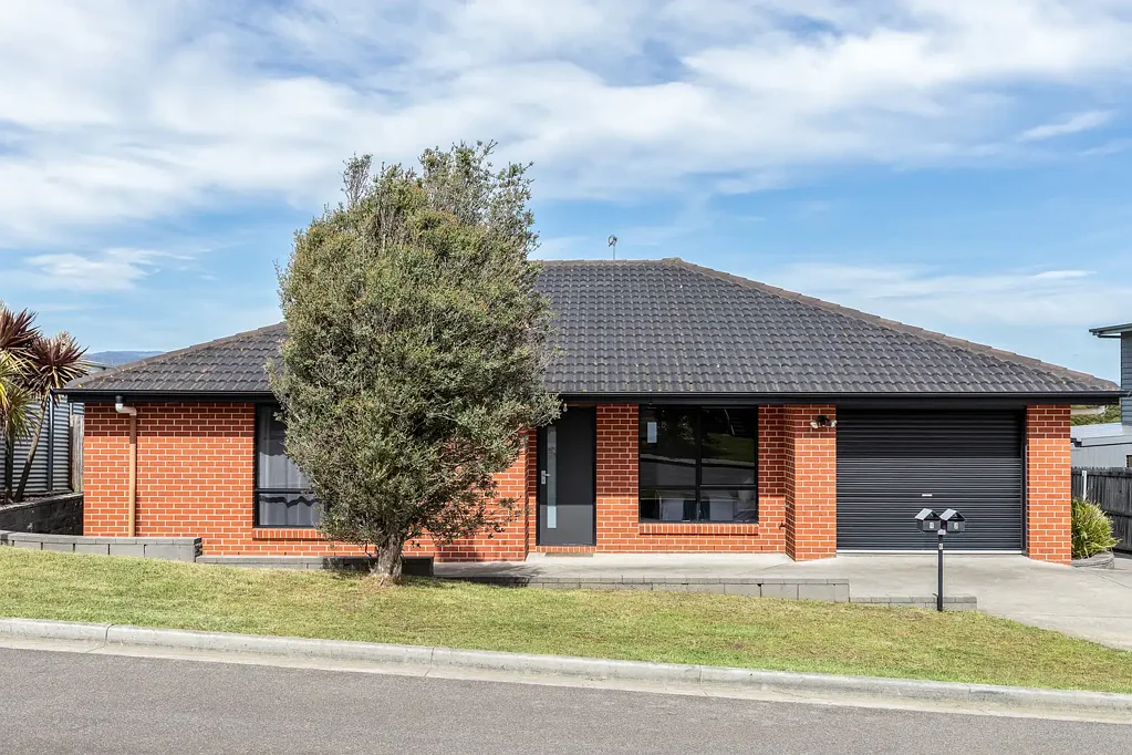 1/6 Lovely Banks Court, Legana, TAS 7277
