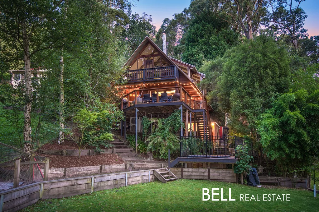 9 Gordon Avenue, Tecoma, VIC 3160