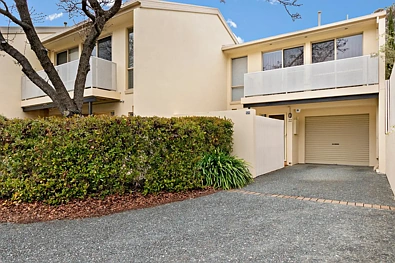 Lyneham 2Habitaciones Exceptional Space, Elevated Position & Effortless Living