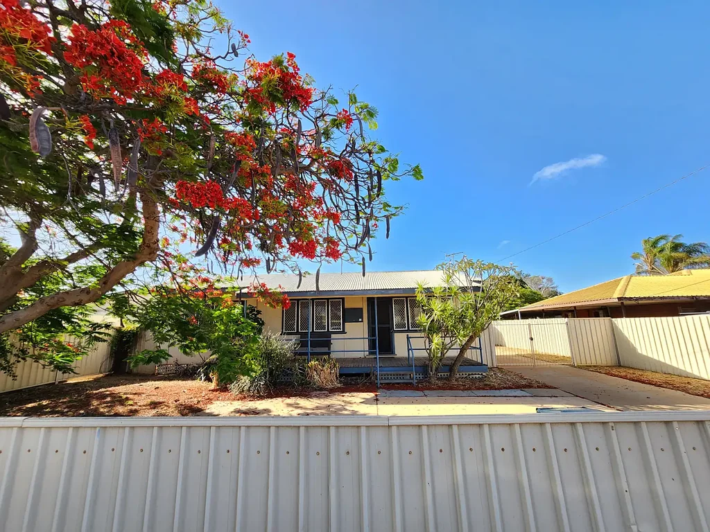 13 Skipworth Street, Carnarvon, WA 6701