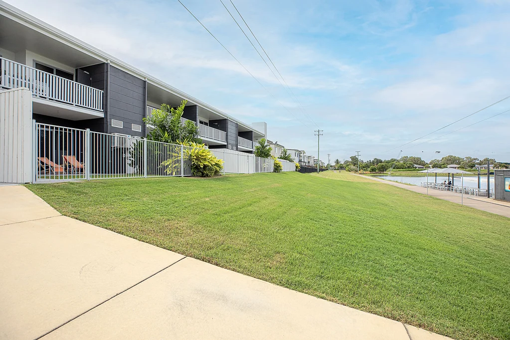 10/10 Michigan Way, Andergrove, QLD 4740