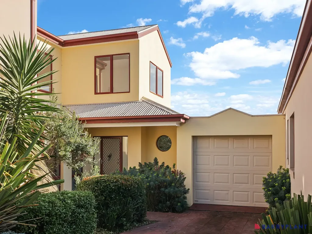 Cowes 3બેડરૂમ Central Cowes Townhouse with Water Views