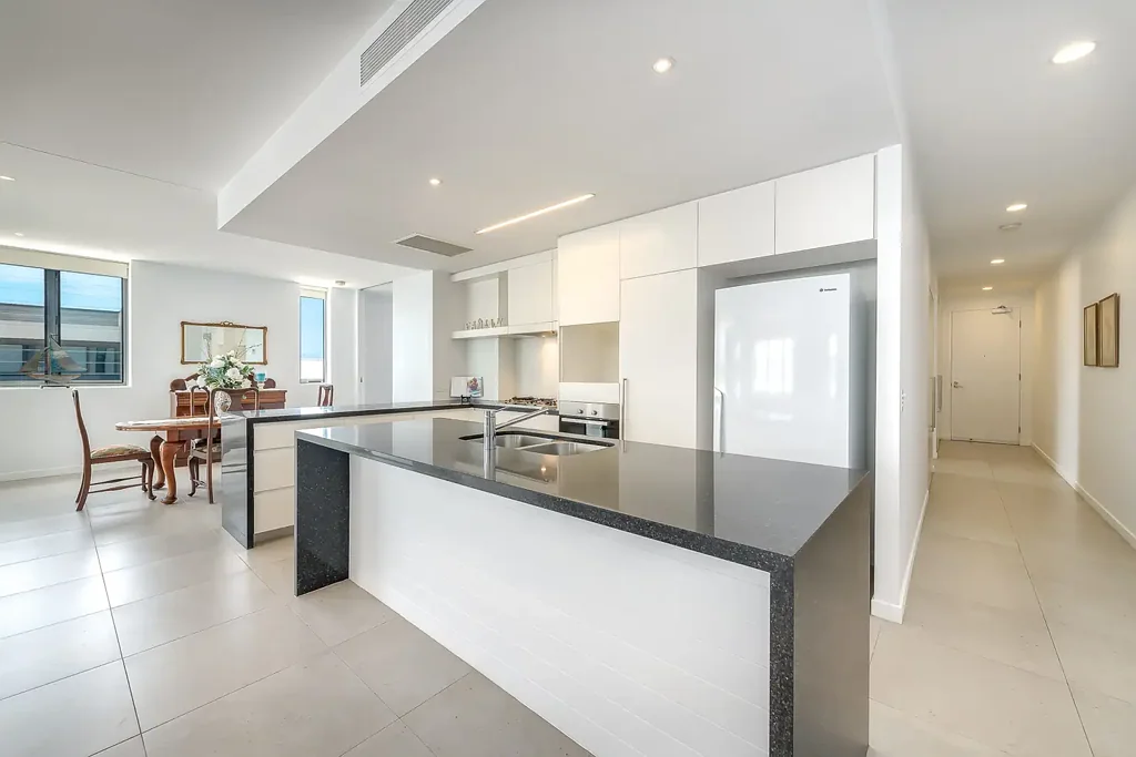 Spacious 2 Bed Apartment in Salacia Waters